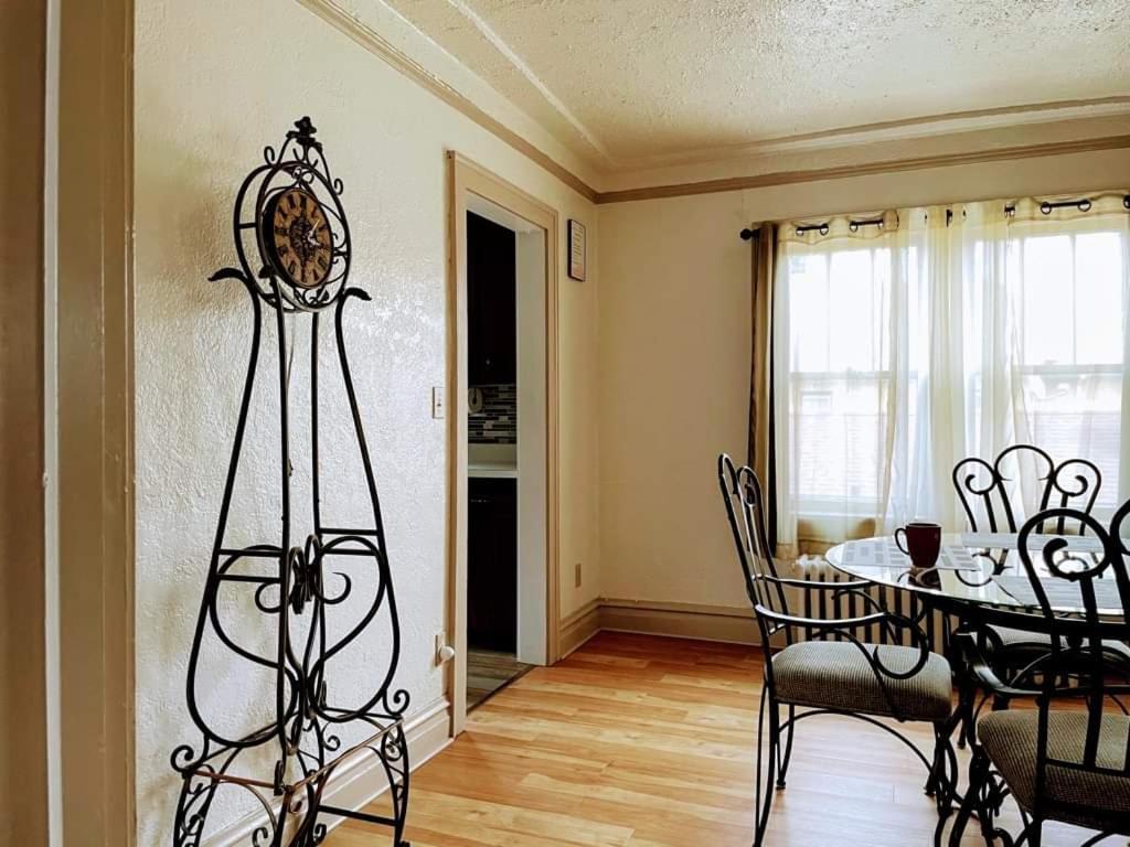 2 Bedroom Apt Near Great Lakes Naval Base And 6 Flags Waukegan Ngoại thất bức ảnh
