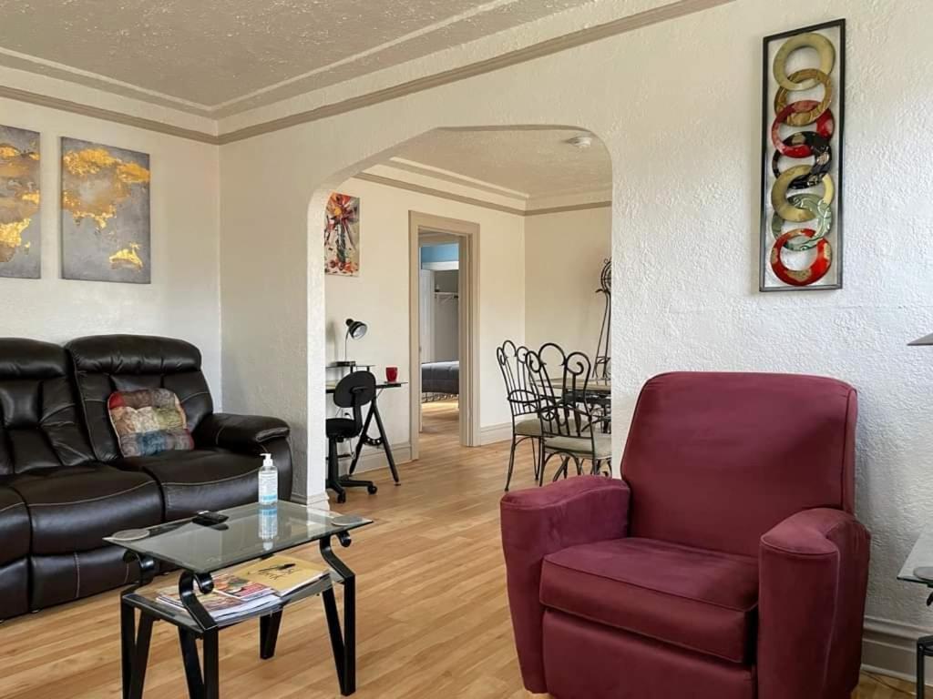 2 Bedroom Apt Near Great Lakes Naval Base And 6 Flags Waukegan Ngoại thất bức ảnh
