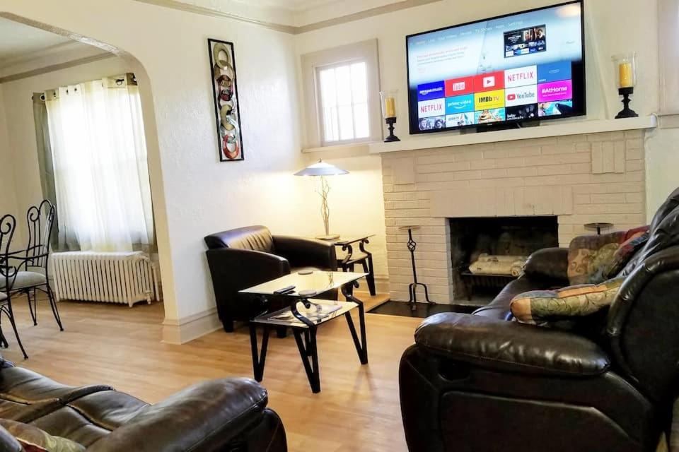 2 Bedroom Apt Near Great Lakes Naval Base And 6 Flags Waukegan Ngoại thất bức ảnh
